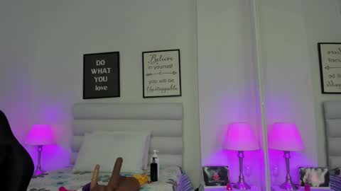 Snapshot of mariam_scott18 chatting on March 4, 5:03 pm Mariam online show from March 4, 5:03 pm