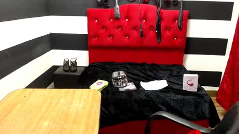 Snapshot of marian_ran_ chatting on February 13, 7:35 am Marian online show from February 13, 7:35 am