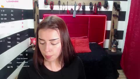 Snapshot of marian_ran_ chatting on October 16, 4:37 am Marian online show from October 16, 4:37 am