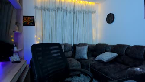 Mariana Castro online show from November 7, 3:56 am