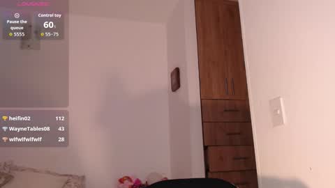 Mariana online show from December 4, 2:58 am