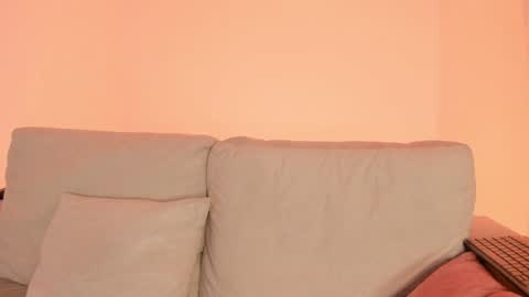 Mariana online show from December 2, 4:40 pm