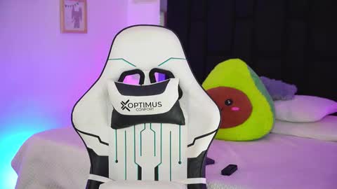 Mariana  online show from March 27, 7:03 pm