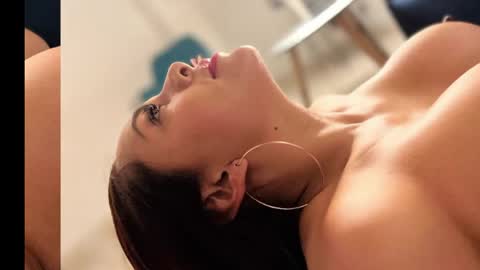 mariana vidal online show from May 6, 2:43 pm