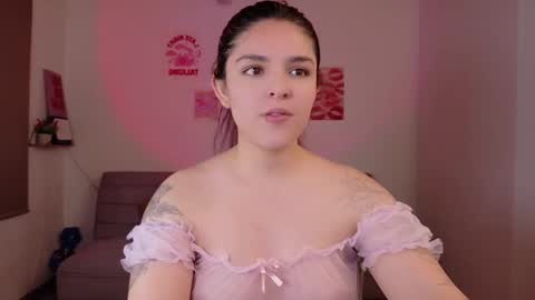 Snapshot of mariangeel_ chatting on October 24, 12:28 am mariangeel_ online show from October 24, 12:28 am