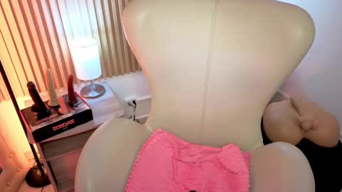Snapshot of marianl0ve chatting on October 2, 12:54 pm Marian Love online show from October 2, 12:54 pm