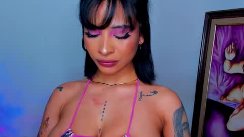 M A R I A N E online show from January 30, 4:58 am