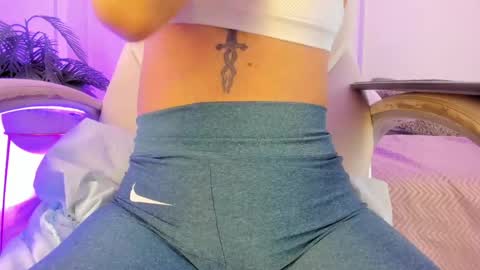 Snapshot of mariapettit chatting on March 6, 12:30 pm Maria Pettit online show from March 6, 12:30 pm