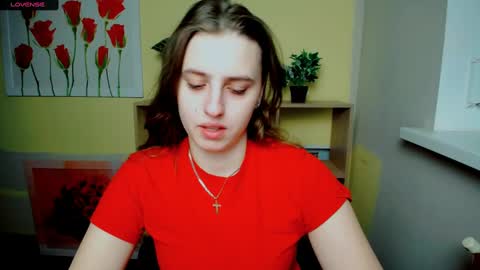 Snapshot of mariatess_ chatting on February 17, 1:44 pm Mariia online show from February 17, 1:44 pm