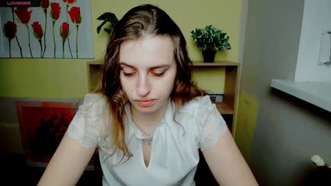 Snapshot of mariatess_ chatting on February 6, 9:11 am Mariia online show from February 6, 9:11 am