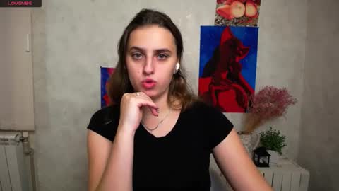 Snapshot of mariatess_ chatting on October 15, 12:19 pm Mariia online show from October 15, 12:19 pm
