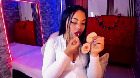 maribelsex303av online show from February 25, 5:55 pm