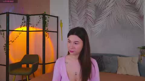 Marie LEAVE YOUR  WITH ME online show from July 28, 5:16 am