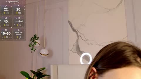 Marie LEAVE YOUR  WITH ME online show from April 8, 7:10 am