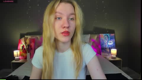 mariel_brown online show from October 21, 9:24 am