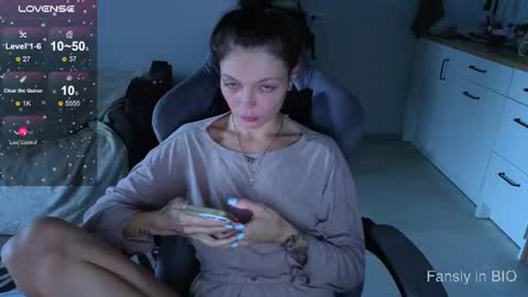 Maria  online show from August 3, 5:18 pm
