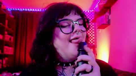 mariiana_velezz online show from May 29, 12:08 am