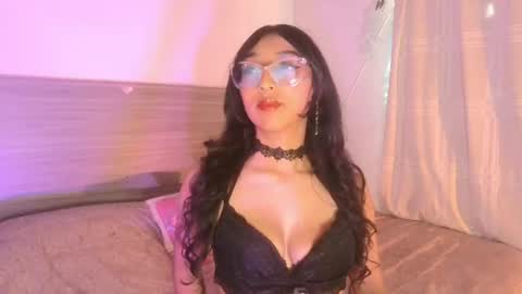 Luna Dulk online show from June 27, 8:48 pm