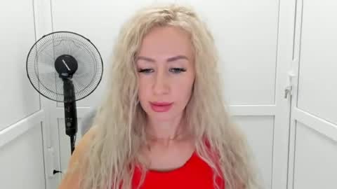 Marilyn online show from July 28, 3:21 pm