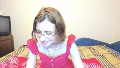 Snapshot of marilynspecial chatting on December 4, 2:26 pm Marilyn online show from December 4, 2:26 pm