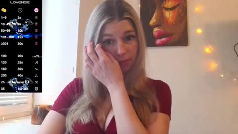 marina_xi online show from February 18, 12:28 pm