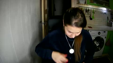 Snapshot of marinettaqhot chatting on December 29, 4:19 pm MarinettaQhot online show from December 29, 4:19 pm