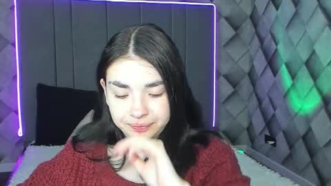 Snapshot of marissa_garcia chatting on October 18, 2:47 am marissa_garcia online show from October 18, 2:47 am