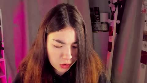 Snapshot of marissa_garcia chatting on September 26, 7:00 pm marissa_garcia online show from September 26, 7:00 pm