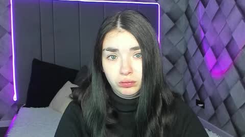 Snapshot of marissa_garcia chatting on October 17, 2:37 am marissa_garcia online show from October 17, 2:37 am