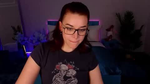 MarlaDewis online show from February 22, 4:08 pm