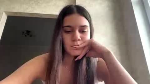 Mary online show from May 31, 1:17 pm