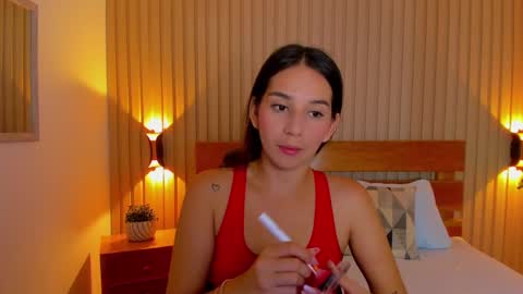 Snapshot of maroly_21 chatting on December 6, 7:33 pm Maly online show from December 6, 7:33 pm