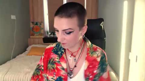 maromiassecret online show from July 28, 4:39 pm