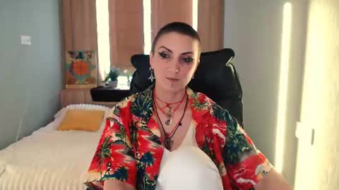 maromiassecret online show from July 28, 2:13 pm