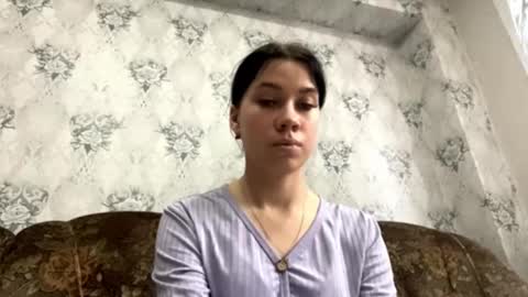 Giulia online show from November 18, 5:52 am