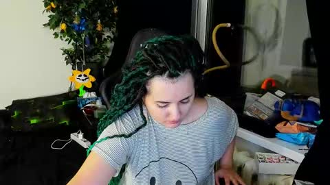 Snapshot of marry_paradisesi chatting on September 12, 9:11 pm Marishka online show from September 12, 9:11 pm