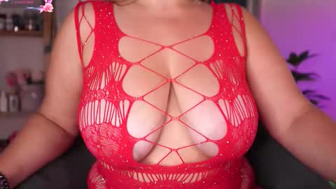 Snapshot of marrygrayes chatting on September 10, 8:42 pm Maria online broadcast from Tuesday to Suturday from 6 pm to 12 pm Germany time Sunday-Monday offline online show from September 10, 8:42 pm