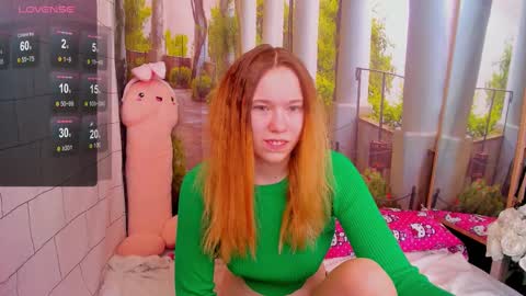 Snapshot of marryjanes chatting on March 1, 8:13 am marryjanes online show from March 1, 8:13 am