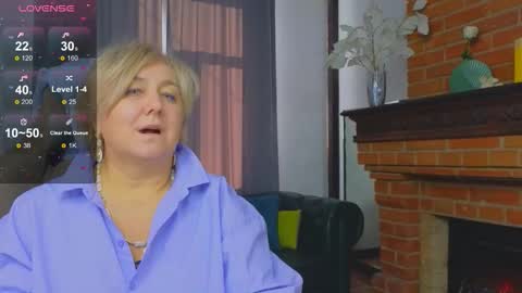 Snapshot of marta_wils chatting on October 17, 4:59 am marta_wils online show from October 17, 4:59 am