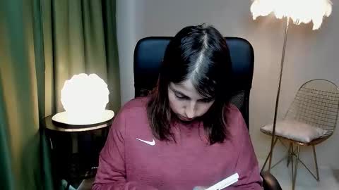 Snapshot of martaedams chatting on October 13, 6:27 am martaedams online show from October 13, 6:27 am