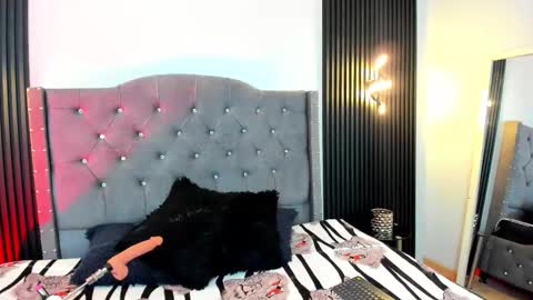   MARTINA   online show from October 6, 12:44 pm