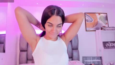 Snapshot of martina_mancinii chatting on October 6, 1:28 pm Martina online show from October 6, 1:28 pm