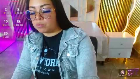 Hey im martina online show from July 29, 3:17 am