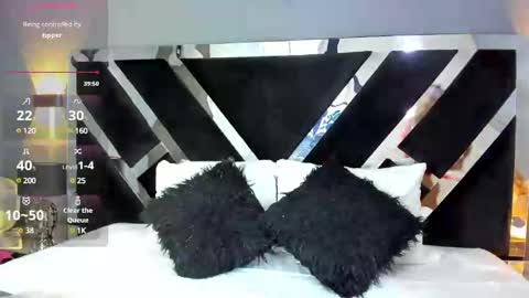 Snapshot of martinagarcia__ chatting on January 16, 7:20 pm Martina Garcia online show from January 16, 7:20 pm