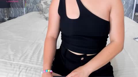 martina rizzi online show from March 1, 9:58 pm