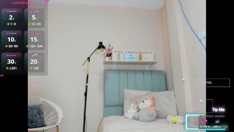 Snapshot of mary_cute9 chatting on September 14, 12:36 pm mary_cute9 online show from September 14, 12:36 pm