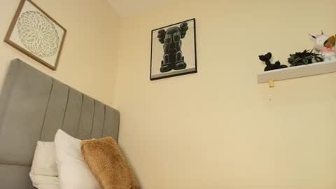mary_cute9 online show from June 12, 12:13 pm