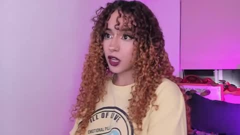 Mary Jane  online show from April 6, 11:39 pm