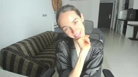 Snapshot of mary_janee__ chatting on September 25, 6:12 am Mary Jane online show from September 25, 6:12 am