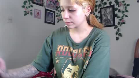 Snapshot of mary_janness chatting on January 8, 8:07 pm 100 online show from January 8, 8:07 pm